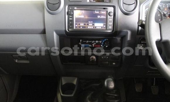اشتري مستعمل Toyota Land Cruiser Brown سيارة في Maputsoe في Leribe اشتري مستعمل Toyota Land Cruiser Brown سيارة في Maputsoe في Leribe