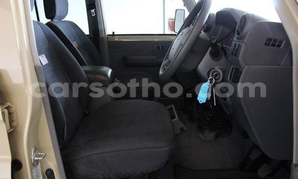 اشتري مستعمل Toyota Land Cruiser Brown سيارة في Maputsoe في Leribe اشتري مستعمل Toyota Land Cruiser Brown سيارة في Maputsoe في Leribe