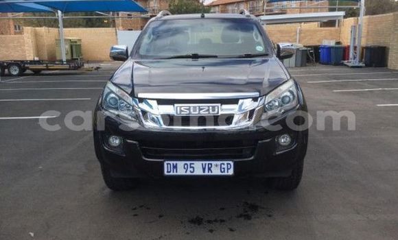 Sayi Na hannu Isuzu KB Silver Mota in Maseru a Maseru Sayi Na hannu Isuzu KB Silver Mota in Maseru a Maseru