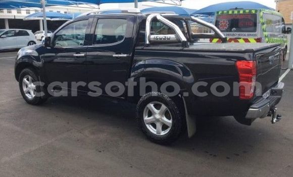 Sayi Na hannu Isuzu KB Silver Mota in Maseru a Maseru Sayi Na hannu Isuzu KB Silver Mota in Maseru a Maseru