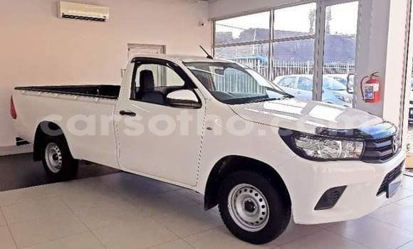 اشتري مستعمل Toyota Hilux White سيارة في Maseru في Maseru اشتري مستعمل Toyota Hilux White سيارة في Maseru في Maseru
