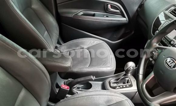 Buy Used Kia Rio Blue Car in Maputsoe in Leribe Buy Used Kia Rio Blue Car in Maputsoe in Leribe