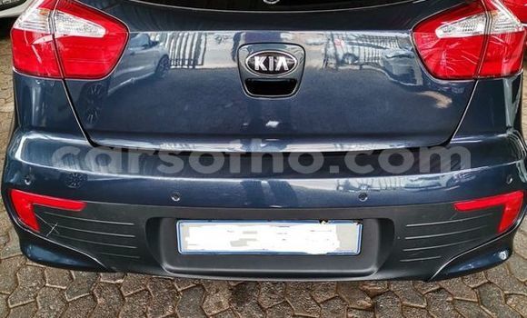 Buy Used Kia Rio Blue Car in Maputsoe in Leribe Buy Used Kia Rio Blue Car in Maputsoe in Leribe