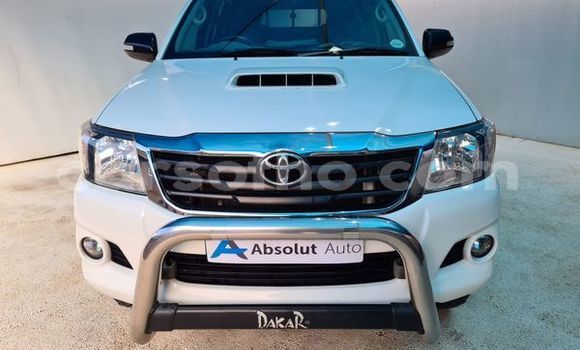 Buy Used Toyota Hilux White Car in Maputsoe in Leribe Buy Used Toyota Hilux White Car in Maputsoe in Leribe