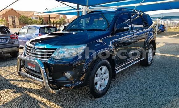 Buy Used Toyota Fortuner Black Car in Maseru in Maseru Buy Used Toyota Fortuner Black Car in Maseru in Maseru