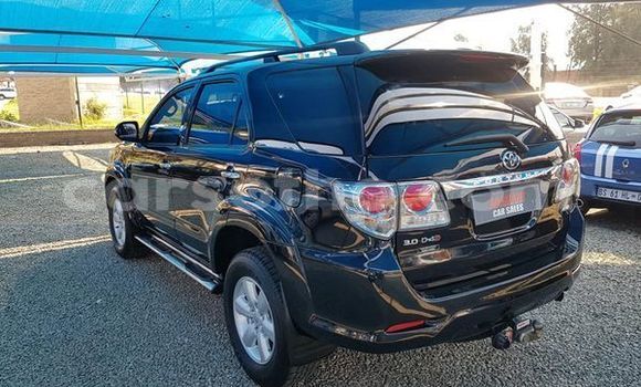 Buy Used Toyota Fortuner Black Car in Maseru in Maseru Buy Used Toyota Fortuner Black Car in Maseru in Maseru