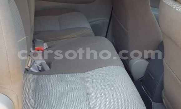 Buy Used Toyota Fortuner White Car in Maseru in Maseru Buy Used Toyota Fortuner White Car in Maseru in Maseru