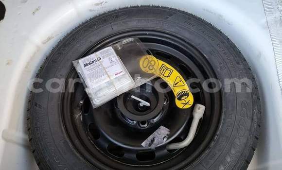 Acheter Occasion Voiture Ford Fiesta Blanc à Hlotse, Leribe Acheter Occasion Voiture Ford Fiesta Blanc à Hlotse, Leribe