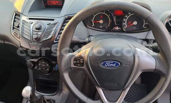 Acheter Occasion Voiture Ford Fiesta Blanc à Hlotse, Leribe Acheter Occasion Voiture Ford Fiesta Blanc à Hlotse, Leribe
