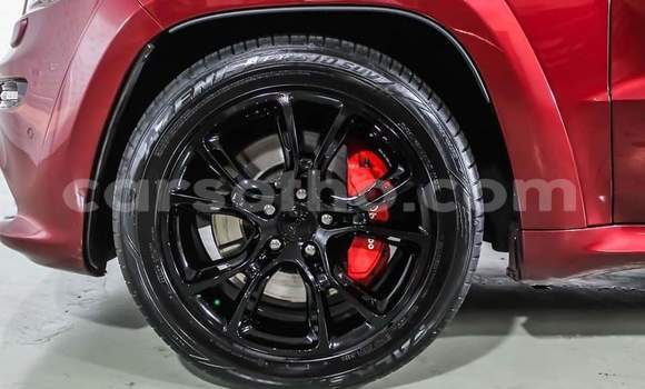 Acheter Occasion Voiture Jeep Grand Cherokee SRT8 Rouge à Hlotse, Leribe Acheter Occasion Voiture Jeep Grand Cherokee SRT8 Rouge à Hlotse, Leribe