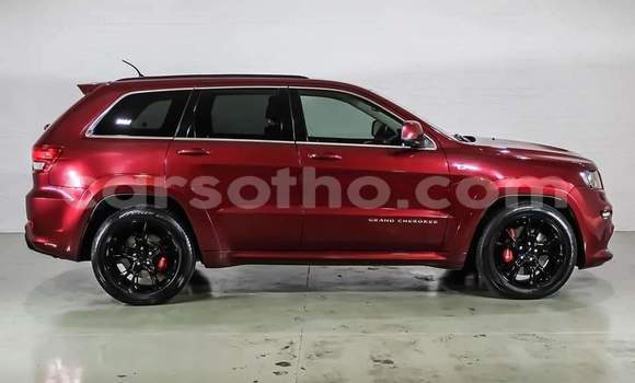 Acheter Occasion Voiture Jeep Grand Cherokee SRT8 Rouge à Hlotse, Leribe Acheter Occasion Voiture Jeep Grand Cherokee SRT8 Rouge à Hlotse, Leribe