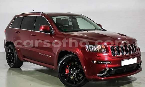 Acheter Occasion Voiture Jeep Grand Cherokee SRT8 Rouge à Hlotse, Leribe Acheter Occasion Voiture Jeep Grand Cherokee SRT8 Rouge à Hlotse, Leribe