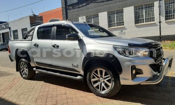Buy Used Toyota Hilux Silver Car in Maseru in Maseru Buy Used Toyota Hilux Silver Car in Maseru in Maseru