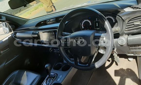 Buy Used Toyota Hilux Silver Car in Maseru in Maseru Buy Used Toyota Hilux Silver Car in Maseru in Maseru