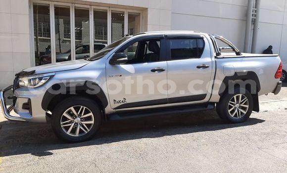 Buy Used Toyota Hilux Silver Car in Maseru in Maseru Buy Used Toyota Hilux Silver Car in Maseru in Maseru