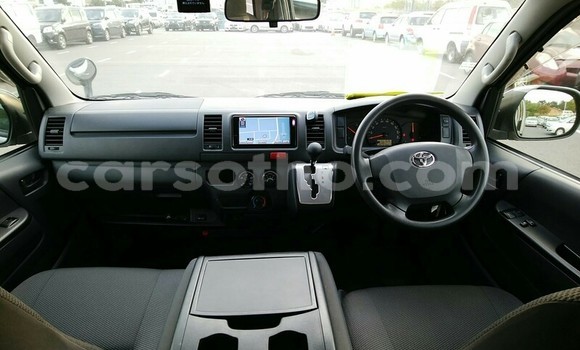 Acheter Occasion Voiture Toyota Hiace Gris à Thaba–Tseka, Mafeteng Acheter Occasion Voiture Toyota Hiace Gris à Thaba–Tseka, Mafeteng