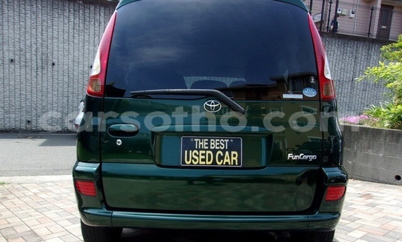 Sayi Na hannu Toyota FunCargo Green Mota in Maputsoe a Leribe Sayi Na hannu Toyota FunCargo Green Mota in Maputsoe a Leribe