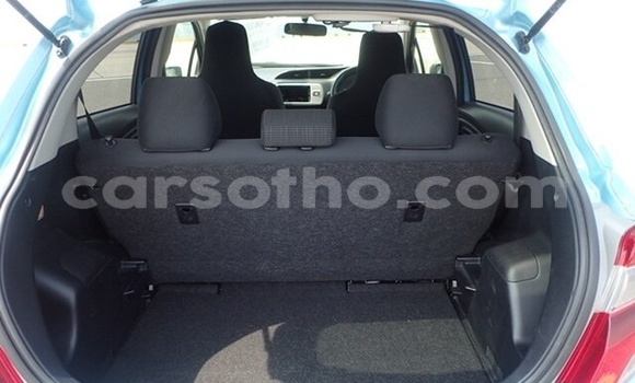 Buy Used Toyota Vitz Blue Car in Maputsoe in Leribe Buy Used Toyota Vitz Blue Car in Maputsoe in Leribe