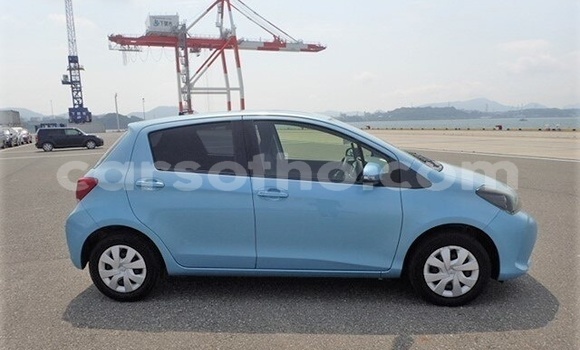 Buy Used Toyota Vitz Blue Car in Maputsoe in Leribe Buy Used Toyota Vitz Blue Car in Maputsoe in Leribe