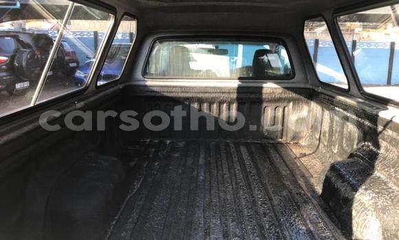 Sayi Na hannu Toyota Hilux White Mota in Maputsoe a Leribe Sayi Na hannu Toyota Hilux White Mota in Maputsoe a Leribe