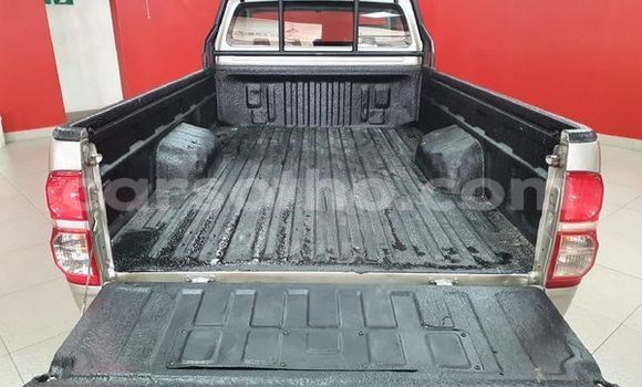 اشتري مستعمل Toyota Hilux Silver سيارة في Maputsoe في Leribe اشتري مستعمل Toyota Hilux Silver سيارة في Maputsoe في Leribe