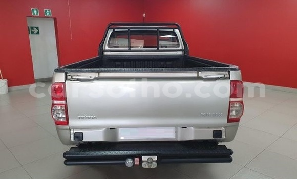 اشتري مستعمل Toyota Hilux Silver سيارة في Maputsoe في Leribe اشتري مستعمل Toyota Hilux Silver سيارة في Maputsoe في Leribe