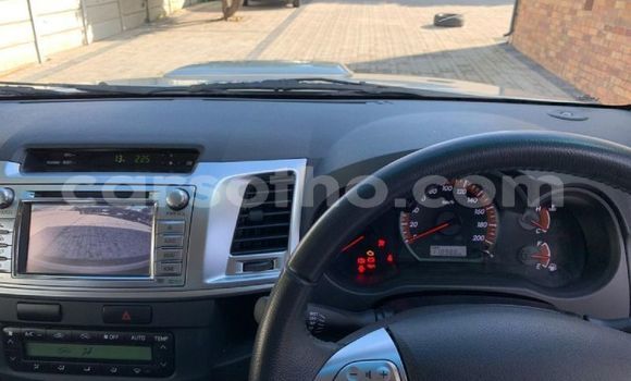 اشتري مستعمل Toyota Hilux Brown سيارة في Maseru في Maseru اشتري مستعمل Toyota Hilux Brown سيارة في Maseru في Maseru