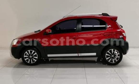 Acheter Occasion Voiture Toyota Etios Rouge à Hlotse, Leribe Acheter Occasion Voiture Toyota Etios Rouge à Hlotse, Leribe