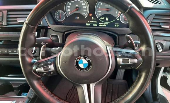 Sayi Na hannu BMW M4 White Mota in Butha–Buthe a Thaba-Tseka Sayi Na hannu BMW M4 White Mota in Butha–Buthe a Thaba-Tseka