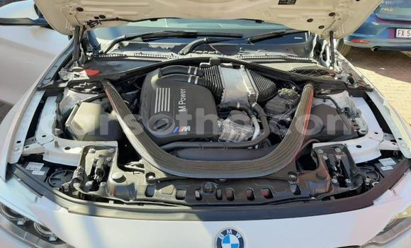 Sayi Na hannu BMW M4 White Mota in Butha–Buthe a Thaba-Tseka Sayi Na hannu BMW M4 White Mota in Butha–Buthe a Thaba-Tseka