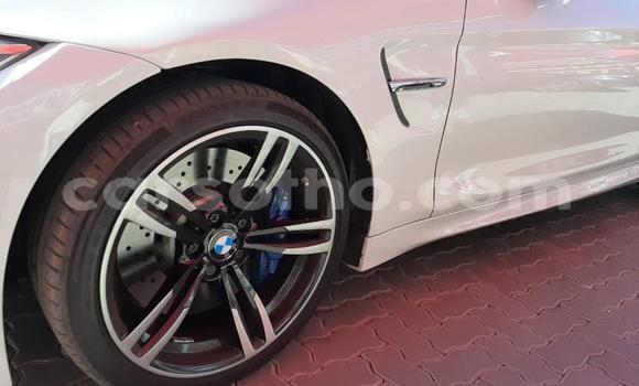 Sayi Na hannu BMW M4 White Mota in Butha–Buthe a Thaba-Tseka Sayi Na hannu BMW M4 White Mota in Butha–Buthe a Thaba-Tseka