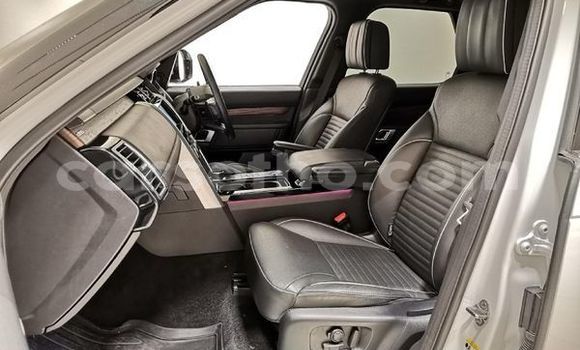 Buy Used Land Rover Discovery White Car in Maseru in Maseru Buy Used Land Rover Discovery White Car in Maseru in Maseru