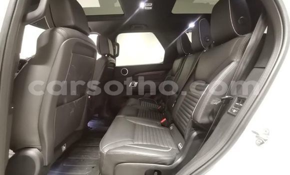 Buy Used Land Rover Discovery White Car in Maseru in Maseru Buy Used Land Rover Discovery White Car in Maseru in Maseru