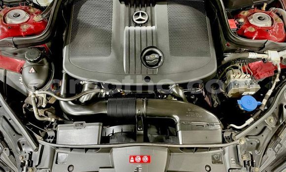 اشتري مستعمل Mercedes-Benz E-Classe Red سيارة في Maseru في Maseru اشتري مستعمل Mercedes-Benz E-Classe Red سيارة في Maseru في Maseru