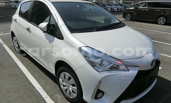 اشتري مستعمل Toyota Vitz White سيارة في Butha Buthe في Butha-Buthe اشتري مستعمل Toyota Vitz White سيارة في Butha Buthe في Butha-Buthe