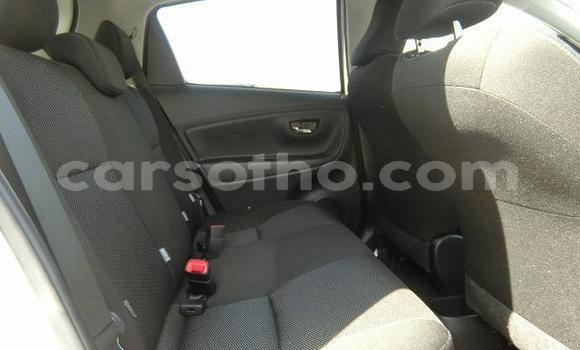اشتري مستعمل Toyota Vitz White سيارة في Butha Buthe في Butha-Buthe اشتري مستعمل Toyota Vitz White سيارة في Butha Buthe في Butha-Buthe