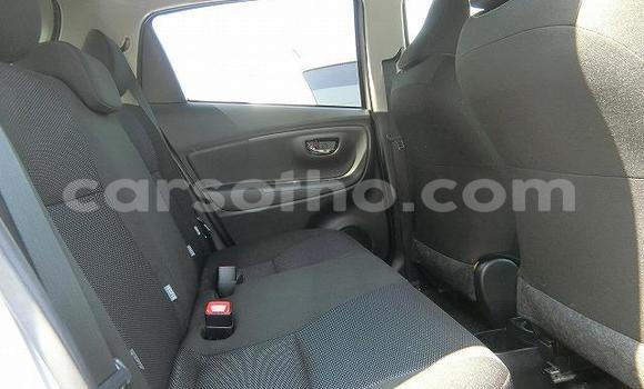 اشتري مستعمل Toyota Vitz Silver سيارة في Butha Buthe في Butha-Buthe اشتري مستعمل Toyota Vitz Silver سيارة في Butha Buthe في Butha-Buthe