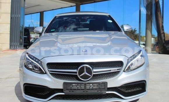 اشتري مستعمل Mercedes-Benz C–Class Silver سيارة في Maseru في Maseru اشتري مستعمل Mercedes-Benz C–Class Silver سيارة في Maseru في Maseru