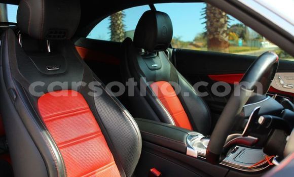 اشتري مستعمل Mercedes-Benz C–Class Silver سيارة في Maseru في Maseru اشتري مستعمل Mercedes-Benz C–Class Silver سيارة في Maseru في Maseru