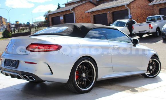 اشتري مستعمل Mercedes-Benz C–Class Silver سيارة في Maseru في Maseru اشتري مستعمل Mercedes-Benz C–Class Silver سيارة في Maseru في Maseru