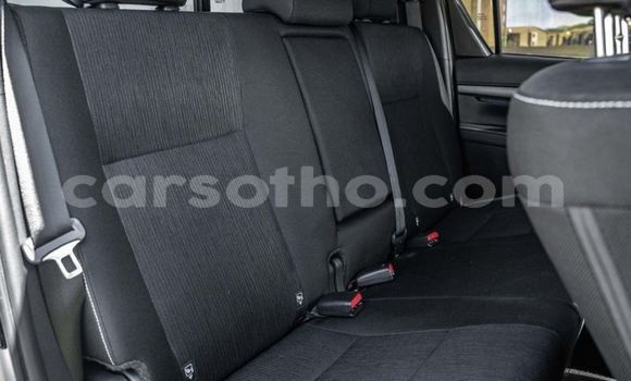 اشتري مستعمل Toyota Hilux Silver سيارة في Butha Buthe في Butha-Buthe اشتري مستعمل Toyota Hilux Silver سيارة في Butha Buthe في Butha-Buthe