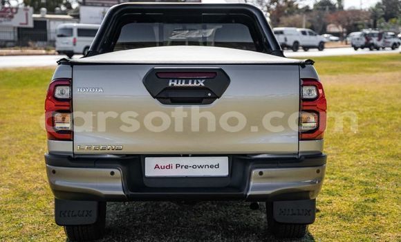اشتري مستعمل Toyota Hilux Silver سيارة في Butha Buthe في Butha-Buthe اشتري مستعمل Toyota Hilux Silver سيارة في Butha Buthe في Butha-Buthe