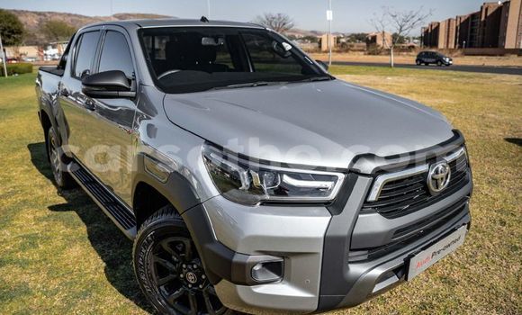 اشتري مستعمل Toyota Hilux Silver سيارة في Butha Buthe في Butha-Buthe اشتري مستعمل Toyota Hilux Silver سيارة في Butha Buthe في Butha-Buthe