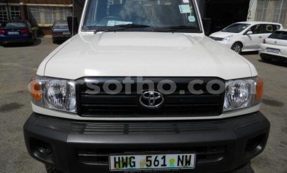 Acheter Occasion Voiture Toyota Land Cruiser Blanc à Maseru, Maseru Acheter Occasion Voiture Toyota Land Cruiser Blanc à Maseru, Maseru