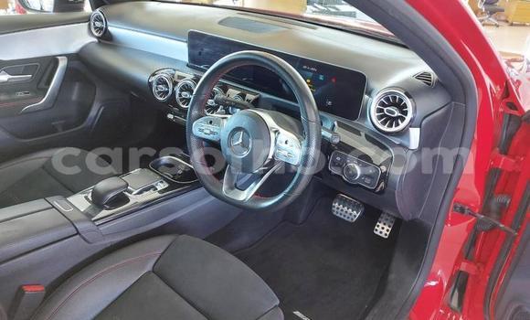 Acheter Occasion Voiture Mercedes-Benz GLA-klasse Rouge à Maseru, Maseru Acheter Occasion Voiture Mercedes-Benz GLA-klasse Rouge à Maseru, Maseru