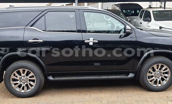 اشتري مستعمل Toyota Fortuner Black سيارة في Maseru في Maseru اشتري مستعمل Toyota Fortuner Black سيارة في Maseru في Maseru
