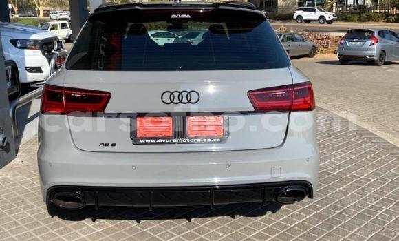 Acheter Occasion Voiture Audi RS6 Blanc à Maseru, Maseru Acheter Occasion Voiture Audi RS6 Blanc à Maseru, Maseru