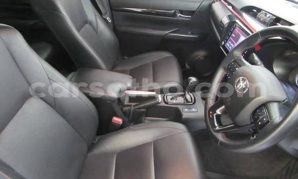 Acheter Occasion Voiture Toyota Hilux Blanc à Maseru, Maseru Acheter Occasion Voiture Toyota Hilux Blanc à Maseru, Maseru