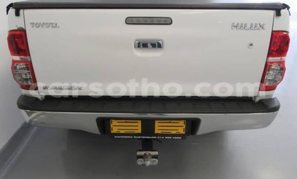 Acheter Occasion Voiture Toyota Hilux Blanc à Maseru, Maseru Acheter Occasion Voiture Toyota Hilux Blanc à Maseru, Maseru