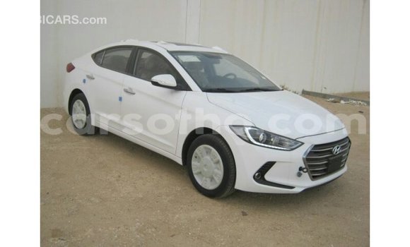 Acheter Import Voiture Hyundai Elantra Blanc à Import - Dubai, Maseru Acheter Import Voiture Hyundai Elantra Blanc à Import - Dubai, Maseru